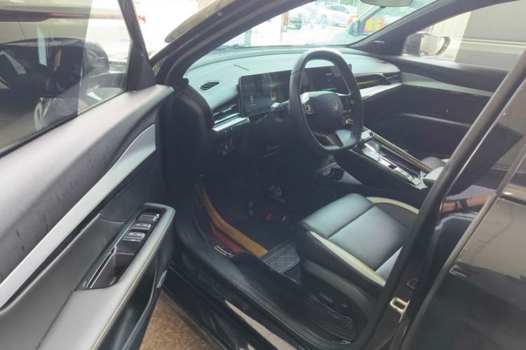 Used MG 5 Scorpio 2022 1.5T Trophy Sport Flagship Edition Interior 6