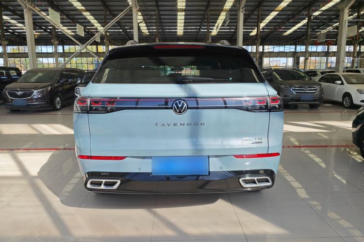 Used Volkswagen Tavendor 2023 380TSI All-Wheel Drive R-Line Journey Edition Exterior 4