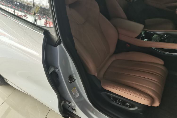 Used BYD Song L EV 2025 Intelligent Driving Version 662 km LiDAR Excellence Edition
