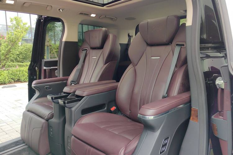 Used Hongqi HQ9 2023 2.0T Smart Connect Flagship Edition