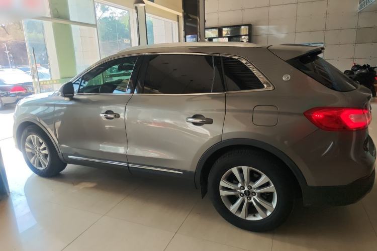 Used Lincoln MKX 2018 2.0T Two-Wheel Drive Deluxe Edition
