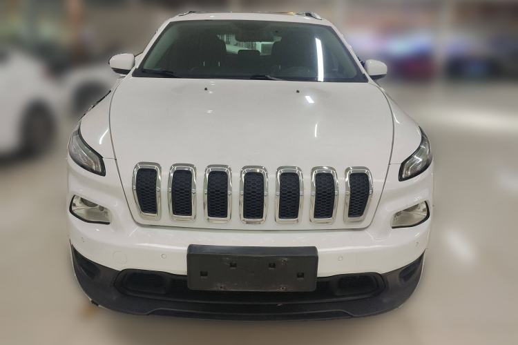 Used Jeep Cherokee 2016 2.0L Superior Edition