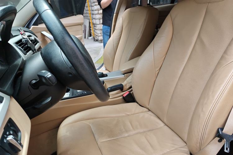 Used BMW 3 Series 2013 320i Sport Edition
