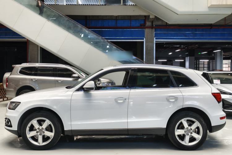 Used Audi Q5 2017 40 TFSI Ambition Edition Exterior 3