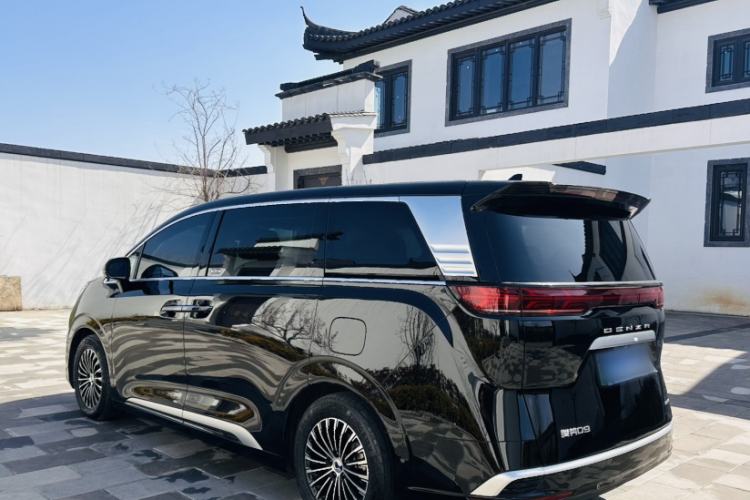 Used Denza D9 2022 DM-i 970 Four-Wheel Drive Flagship Model