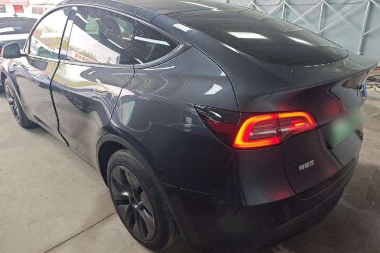 Used Tesla Model Y 2024 Rear-Wheel-Drive Version Rear Left 45 Deg