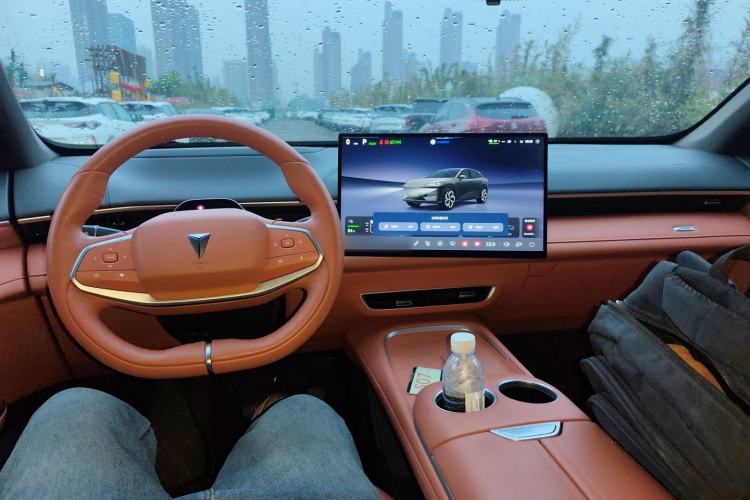 Used Deepal S07 2024 520Max Qiankun Intelligent Driving ADS SE Pure Electric Version Center Console