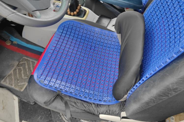 Used Jinbei New Hiace X30L 2021 1.5L Wealth Edition Bus Non-Air-Conditioned China VI Standard SWC15M Left Front Seat