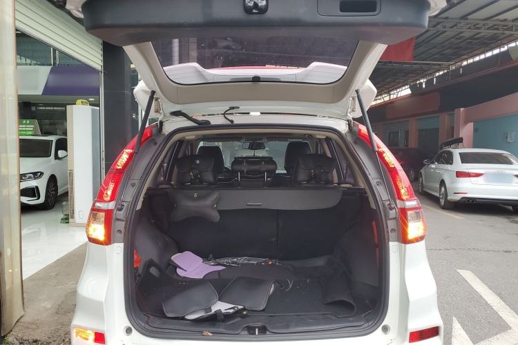 Used Honda CR-V 2016 2.0L two-wheel drive Urban Edition