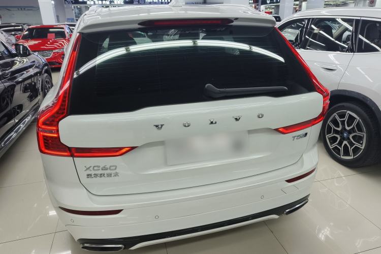 Used Volvo XC60 2019 T5 4x4 Zhiya Sport Edition China VI Standard
