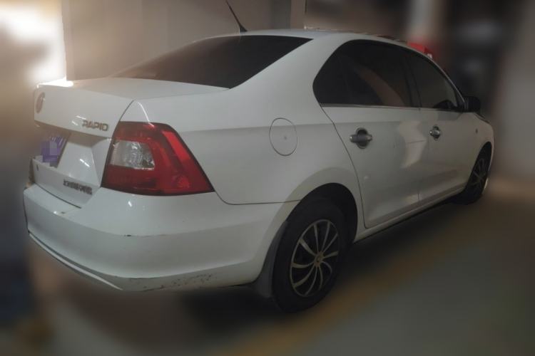 Used Skoda Rapid 2016 1.6L Manual Front-Wheel-Drive Version Rear Right 45 Deg