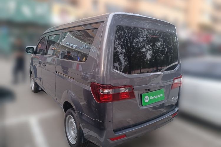 Used Jinbei Gold Hiace M Classic 2023 1.5L Engineering Lion Passenger Vehicle 5/6/7 Seats
