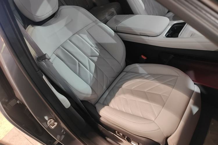Used Nio ES6 2025 75 kWh
