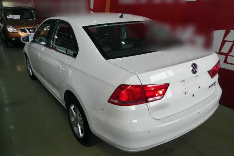 Used Volkswagen Santana 2015 1.6L Automatic Comfort Edition Exterior 2