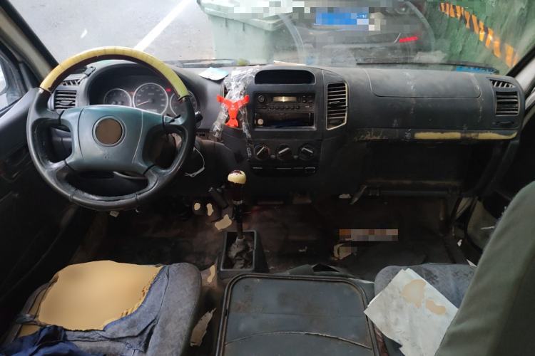 Used Foton Scenic 2014 2.0L Express Classic Short-Wheelbase High-Roof 491EQ4A
