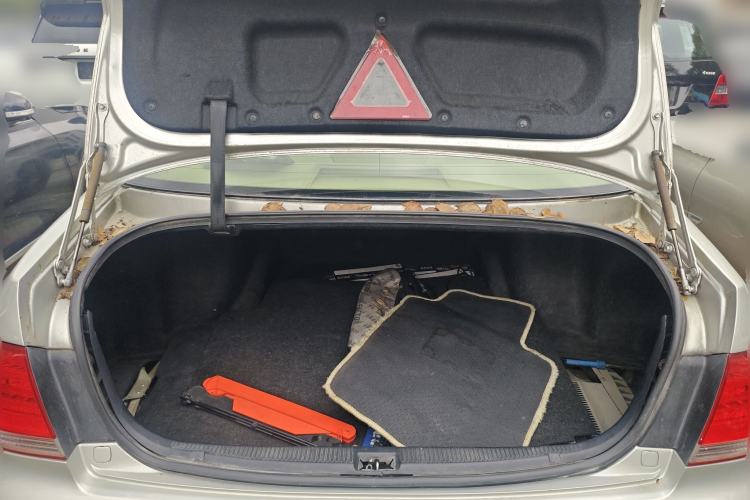 Used Toyota Crown 2005 3.0L Royal
