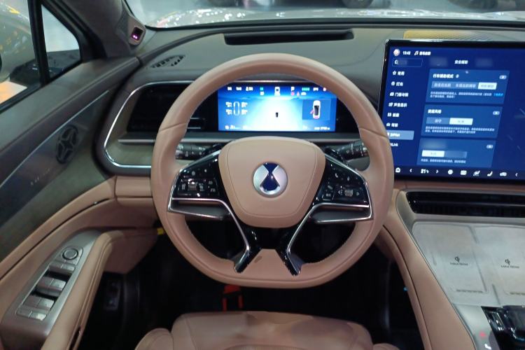 Used Denza N7 2024 630 All-Wheel Drive Intelligent Driving Max Edition Steering Wheel