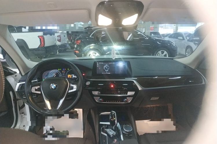 Used BMW 5 Series 2019 525Li Luxury Package