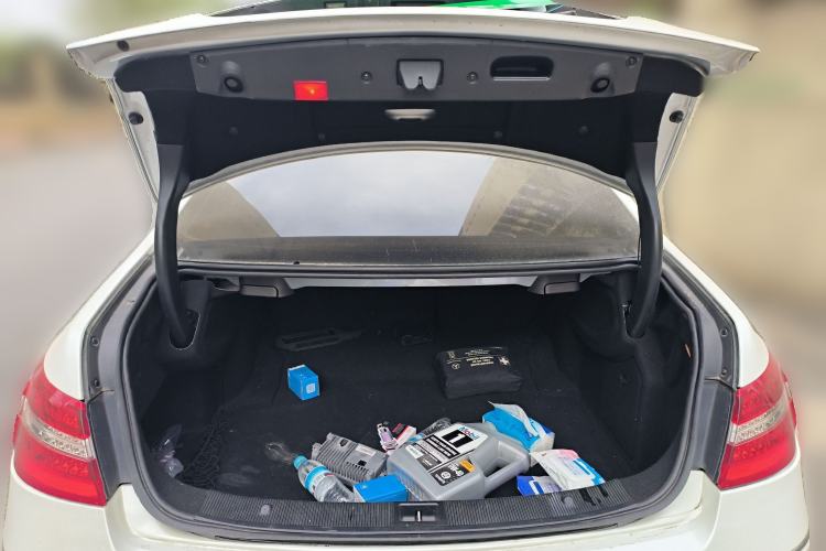 Used Mercedes-Benz E-Class 2010 E 260 CGI Coupe