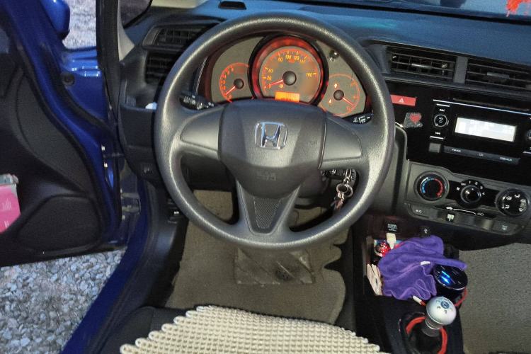 Used Honda Fit 2014 1.5L LX Manual Comfort Model