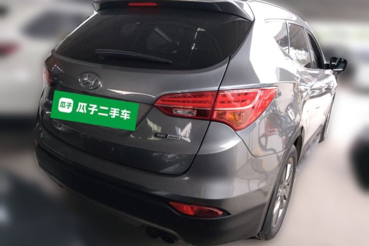 Used Hyundai Santa Fe Classic 2013 3.0L Four-Wheel Drive Luxury Edition 7 Seats Euro IV Rear Right 45 Deg