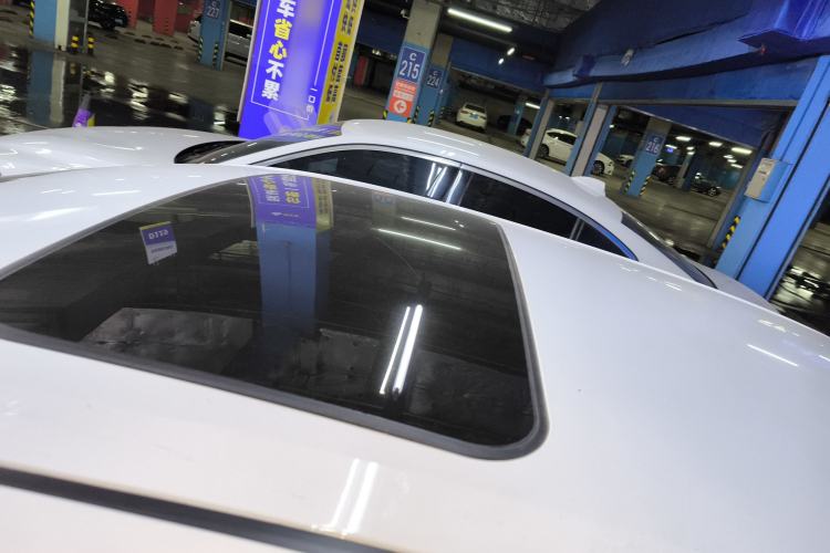 Used Toyota Corolla 2021 Dual-Motor 1.8L E-CVT Elite Edition
