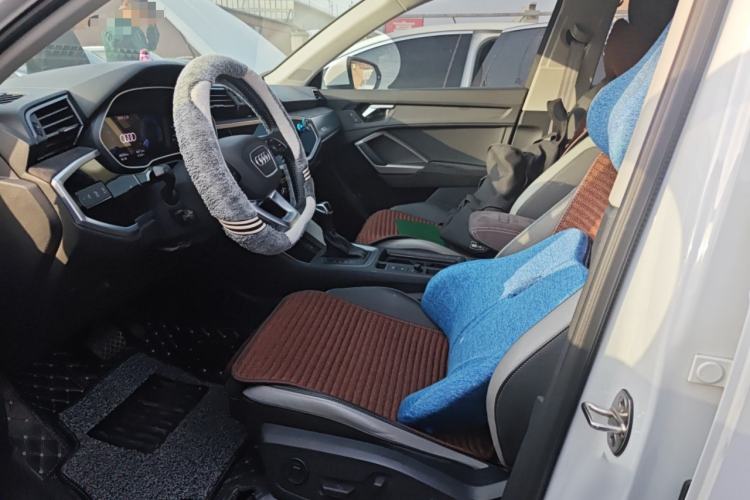 Used Audi Q3 2021 35 TFSI Fashion Dynamic Model
