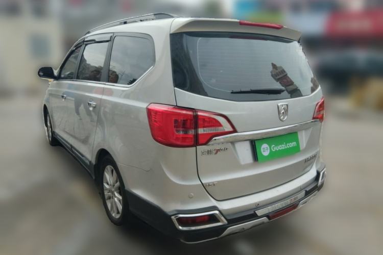 Used Baojun 730 2016 1.5T Manual Comfort Version 7 Seats

