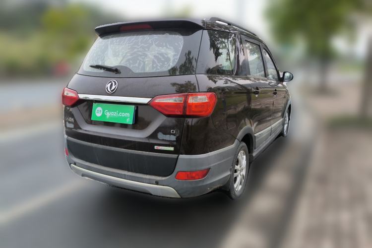 Used Dongfeng Fengon 370 2016 1.5L Manual Elite Home Edition 7-Seater