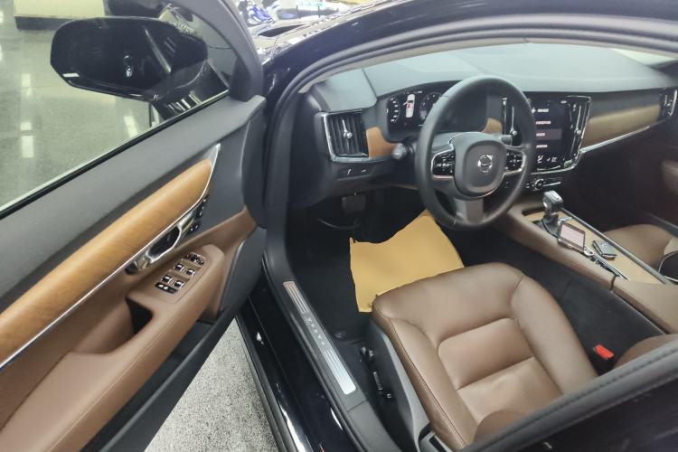 Used Volvo S90 2020 Facelifted T5 Zhiyi Luxury Edition Driver Seat