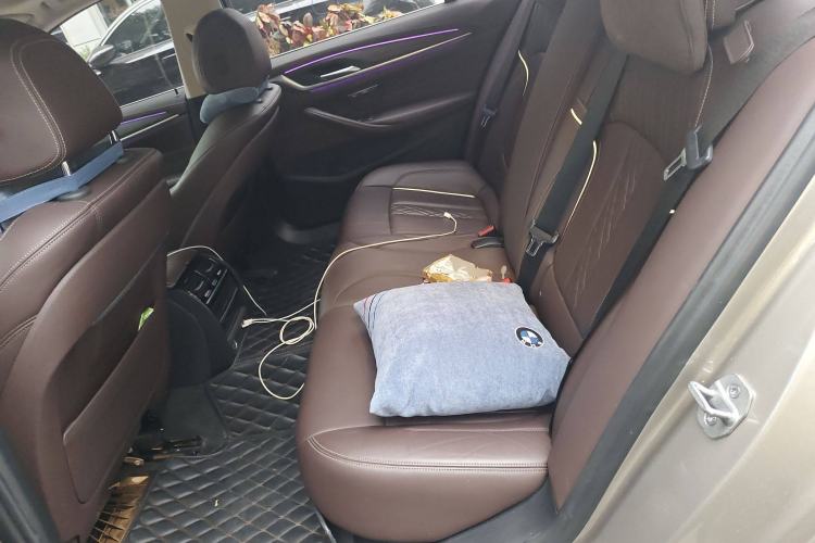 Used BMW 5 Series New Energy 2021 535Le Luxury Package Left Rear Seat