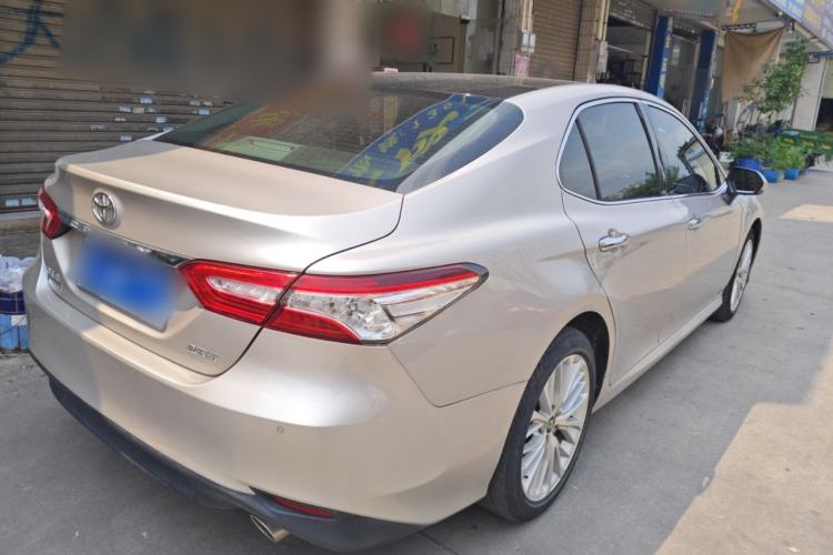 Used Toyota Camry 2018 2.5G Luxury Edition Rear Right 45 Deg