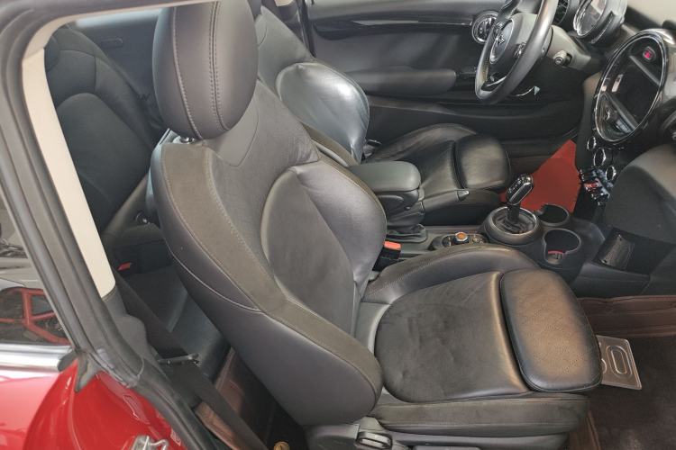 Used MINI 2019 1.5T COOPER Artist