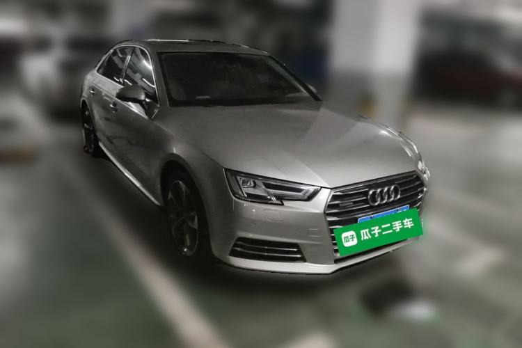 Used Audi A4L 2017 40 TFSI Style Edition Front Right 45 Deg