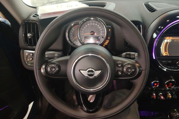 Used MINI Countryman 2017 1.5T COOPER ALL4 Explorer Steering Wheel