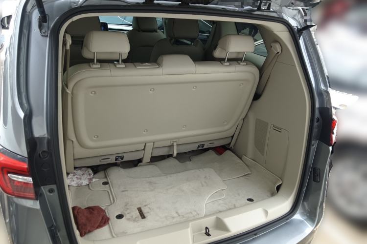 Used Buick GL8 2021 Land Cruiser Executive Class 652T Luxury Model