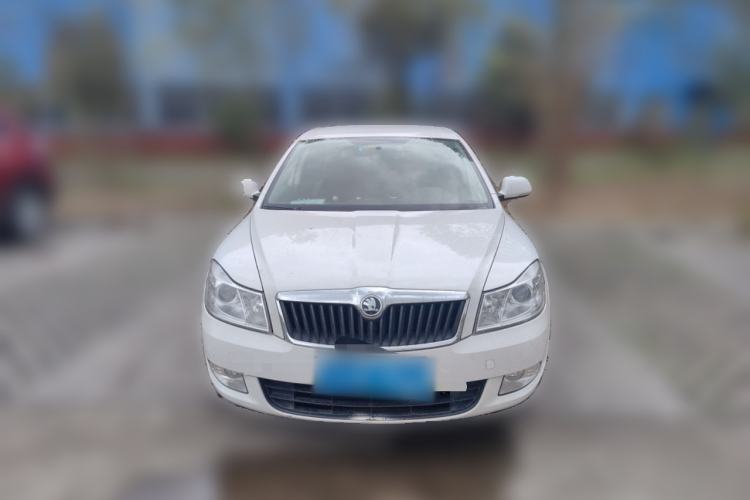 Used Skoda Octavia 2014 1.6L Manual Yijie Edition Front