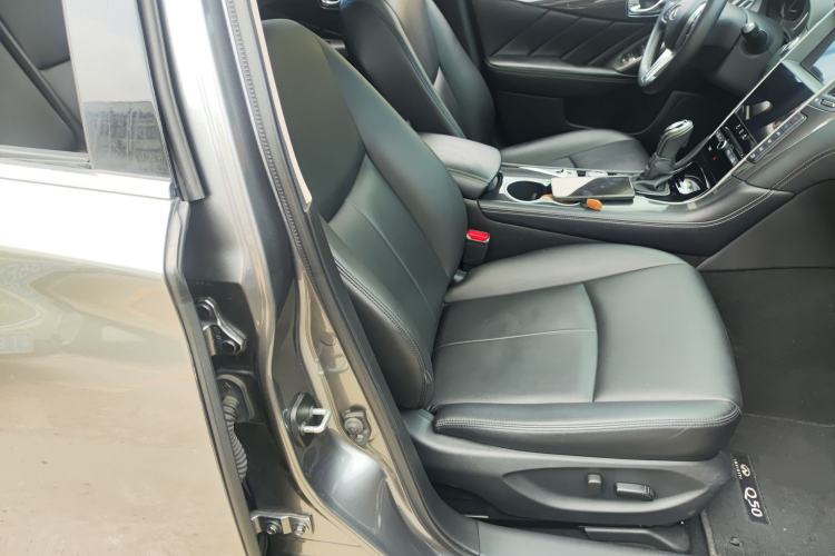 Used Infiniti Q50L 2018 2.0T Comfort Edition China VI Standard