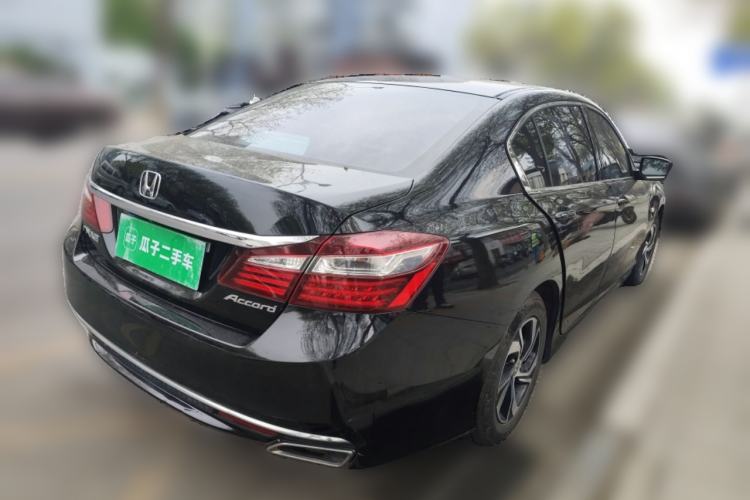 Used Honda Accord 2016 2.0L Comfort Edition Rear Right 45 Deg