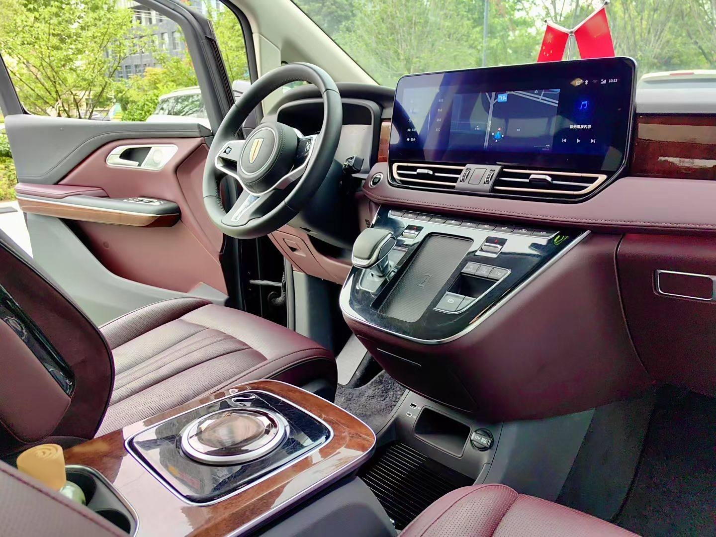 Hongqi HQ9 2023 2.0T Smart Connect Flagship Edition - Chinese Trim Xiang — снимка 18