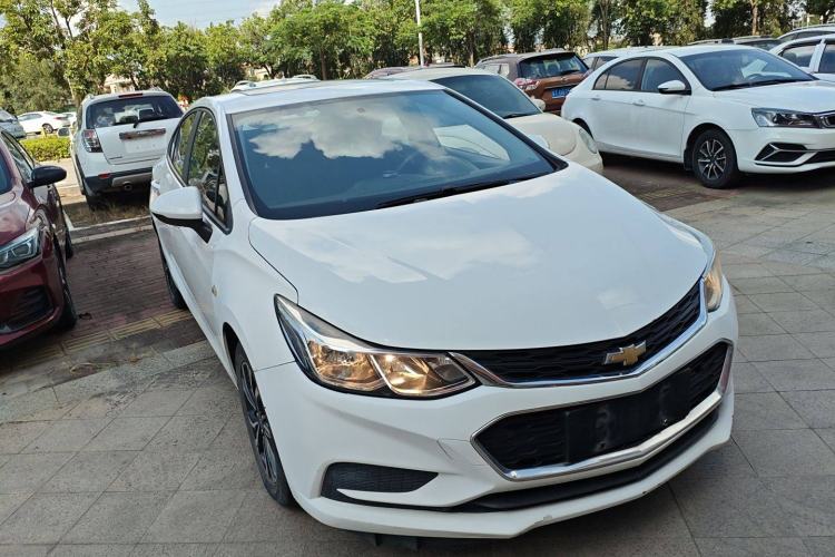 Used Chevrolet Cruze 2018 320 Automatic Pioneer Sunroof Edition