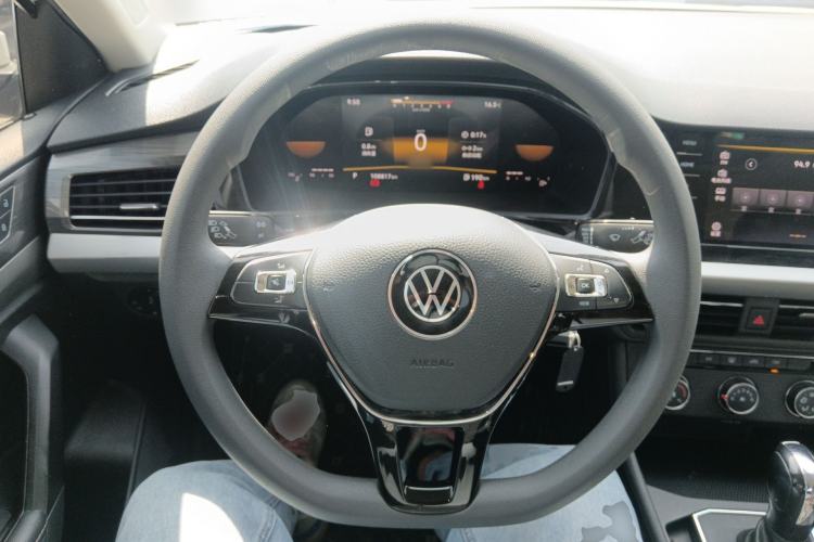 Used Volkswagen Lavida 2021 1.5L Automatic Comfort Edition Steering Wheel