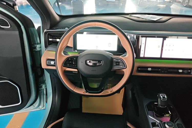 Used Geely Auto icon 2023 1.5TD Chocolate Smoothie Edition
