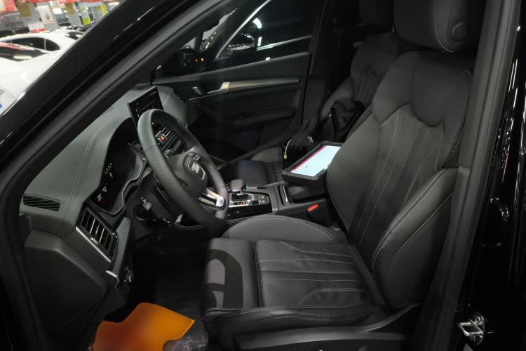 Used Audi Q5L 2024 45 TFSI Luxury Dynamic Model