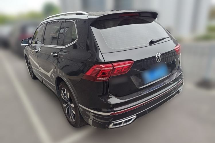 Used Volkswagen Tiguan L 2022 330TSI Automatic Two-Wheel Drive R-Line Enhanced Edition
