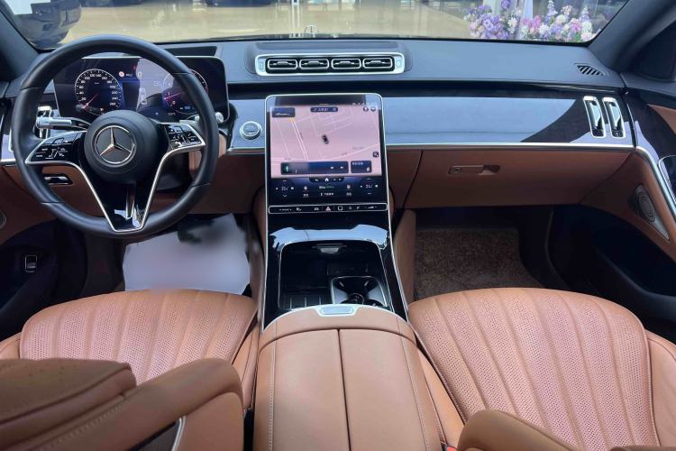 Used Mercedes-Benz S-Class 2022 Revised S 400 L Luxury Edition Interior 2