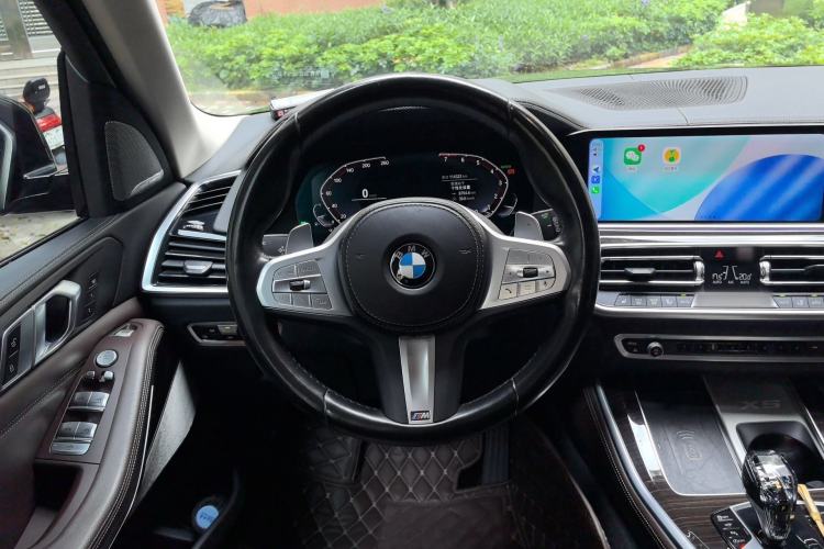 Used BMW X5 2022 xDrive 30Li M Sport Package