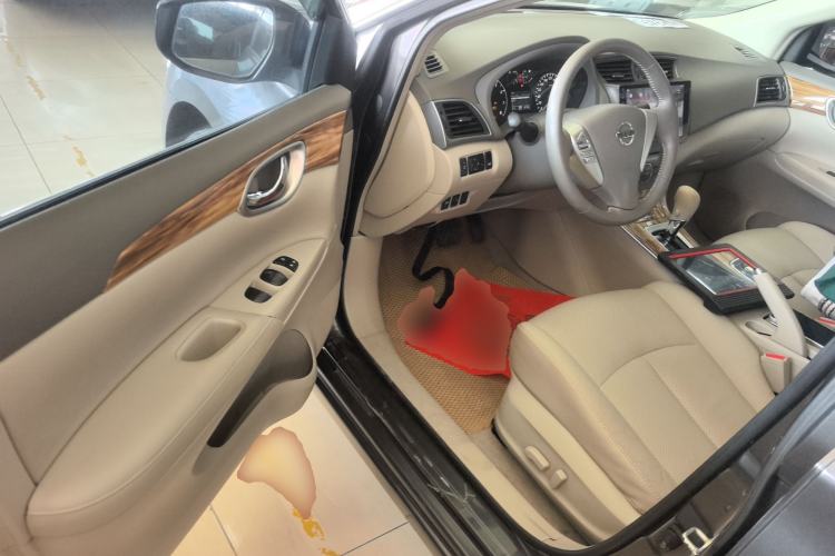 Used Nissan Sylphy 2014 1.6XV CVT Deluxe Edition
