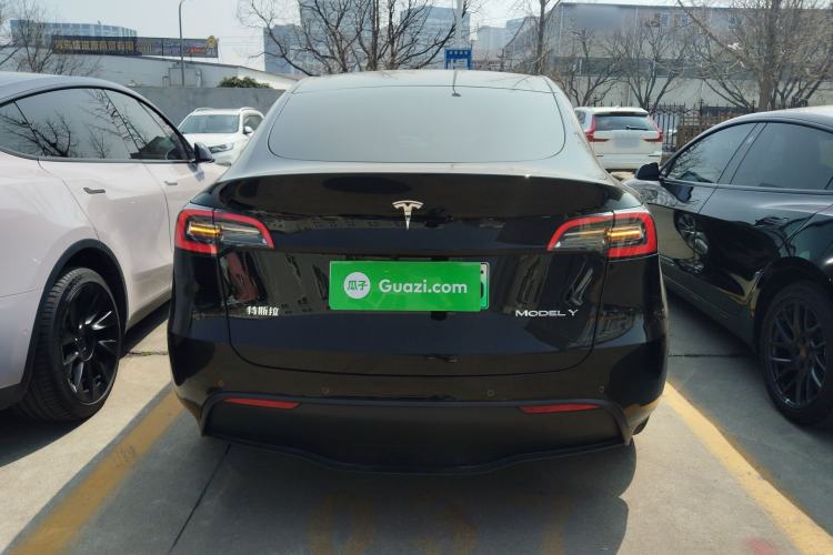 Used Tesla Model Y 2022 Rear-Wheel-Drive Version