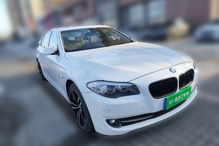 Used BMW 5 Series 2012 523Li Luxury Model Front Right 45 Deg